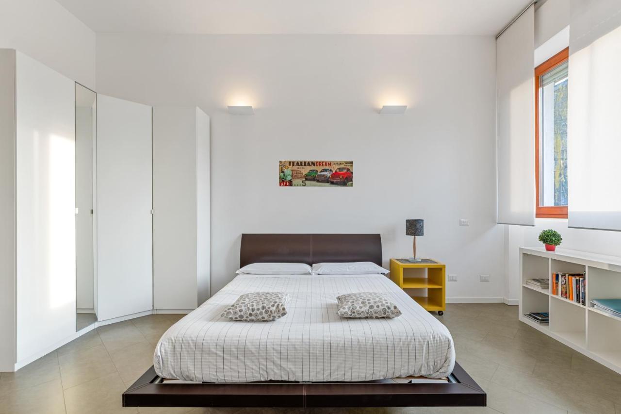 Il Salice - Affitti Brevi Italia Apartman Lecco Kültér fotó