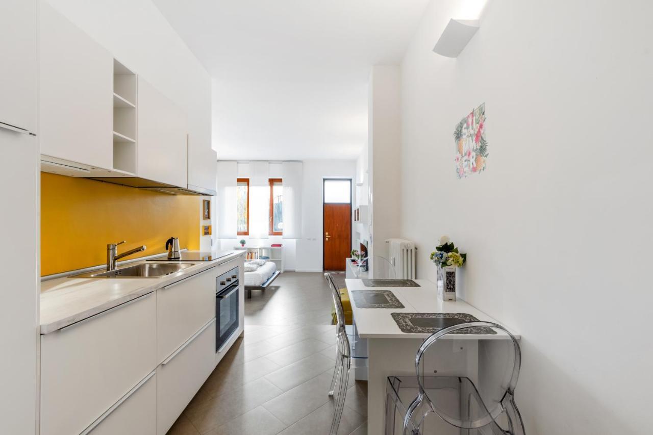 Il Salice - Affitti Brevi Italia Apartman Lecco Kültér fotó
