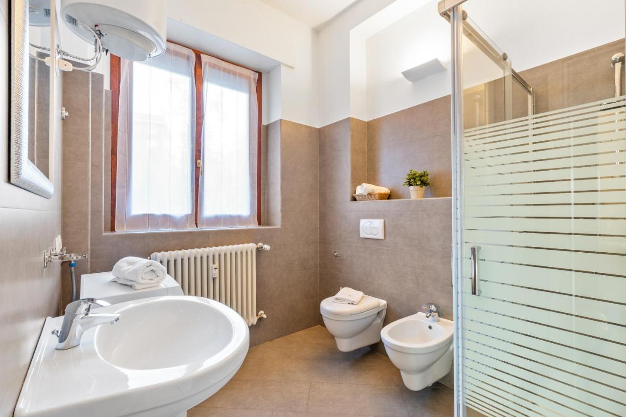 Il Salice - Affitti Brevi Italia Apartman Lecco Kültér fotó